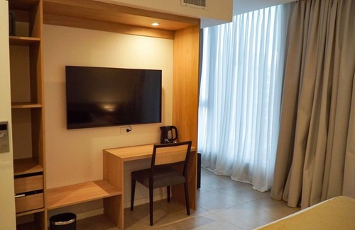 Rio Cuarto House | Comfortable Unit Near Plaza Alberdi With Breakfast Indoor And Outdoor Pools