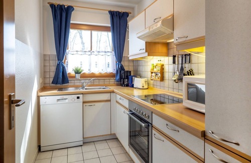 Zingst Apartment | Comfortable vacation apartment with terrace and access to the heated pool in Zingst