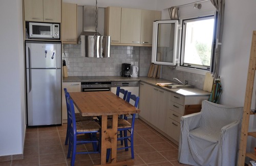 Pylos-Nestoras Villa | Comfortable vacation country house built in 2009 with panoramic sea views