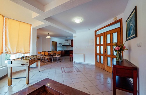 Donji Prolozac Villa | COMFORTABLE VILLA LATICA WITH GREAT PRIVACY, OUTDOOR POOL AND AMAZING VIEW