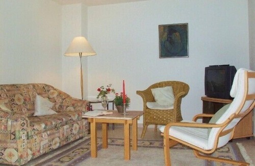 Freiburg im Breisgau Apartment | Comfortable, well-kept, bright 2 room apartment, parking and free WiFi