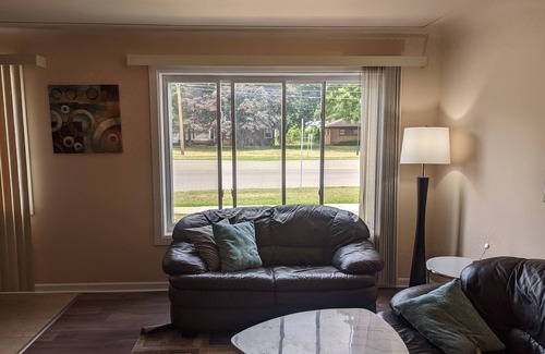 Shelby Township Apartment | Comfy -1 Bedroom Apartment / Shelby Twp, Mi (Apt #2)