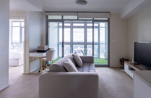 Burwood Apartment | Comfy 1BDR Apt 3 minutes to Train Station Burwood