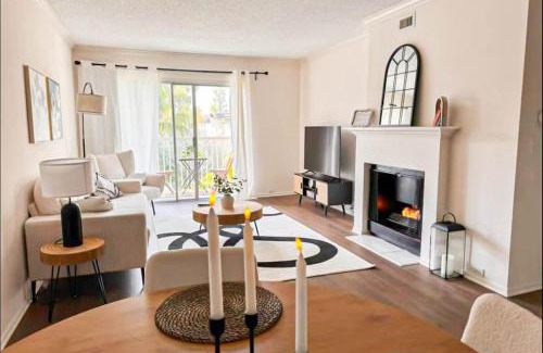 Calabasas House | Comfy 1BR in a Relaxing, Peaceful Complex -GL2-CAL