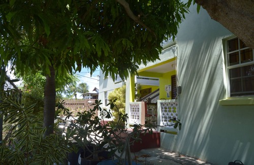 Welches Apartment | Comfy 2- bedroom apartment on Barbados' South Coast, near beach and attractions!