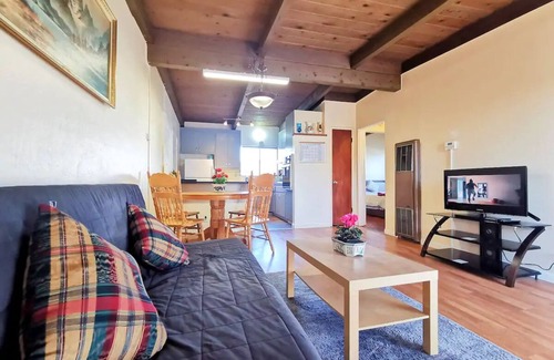 Richmond Annex Apartment | Comfy 2BR 1Bath Apartment near HWY580-80