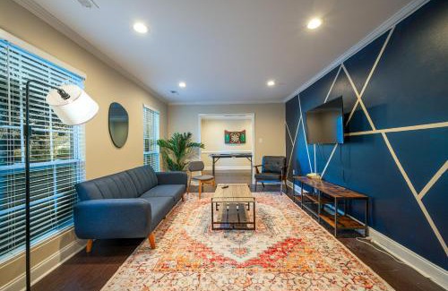 Charlotte House | Comfy 3 Bed Housebackyardwifispacy