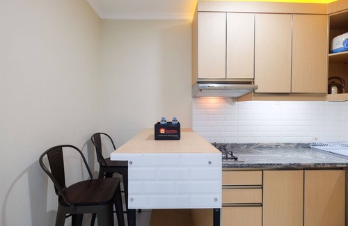 Kelapa Gading Barat Apartment | Comfy And Minimalist Studio At City Home Moi Apartment