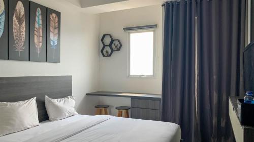 East Jakarta Apartment | Comfy and Stunning Studio at Signature Park Grande Apartment By Travelio