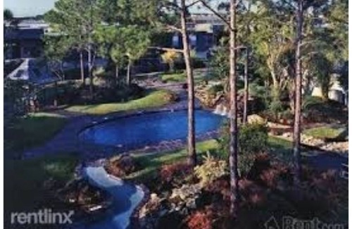 Westchase Apartment | Comfy apartment with beautiful pool & jacuzzi