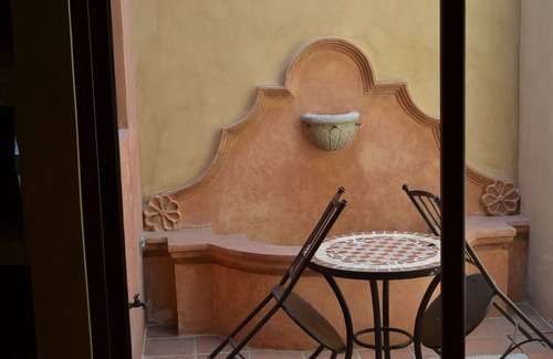Antigua Guatemala Apartment | Comfy Apt Fully Equipped, Parking, Gated, 4 blocks f/Central Park!