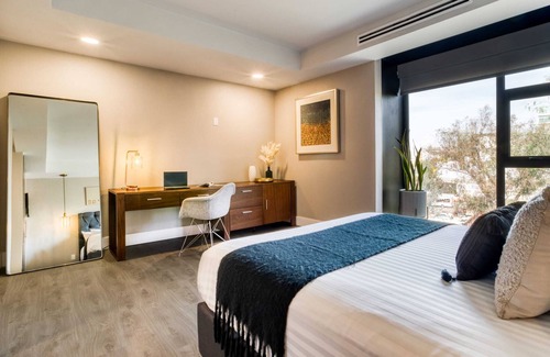 Zona Rio Apartment | Comfy Apt: Lounge, Pool/Ping Pong Table, Gym & Cinema