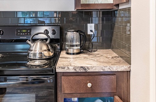 Jordan Road-Canyon Creek House | Comfy/Bright/Executive 🏡 Ideal for mid term stays