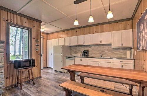 Brutus Cottage | Comfy Burt Lake Abode - On-Site Lake Access!