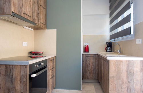 Heraklion Apartment | Comfy Central 1 Bedroom Apt with Terrace and View