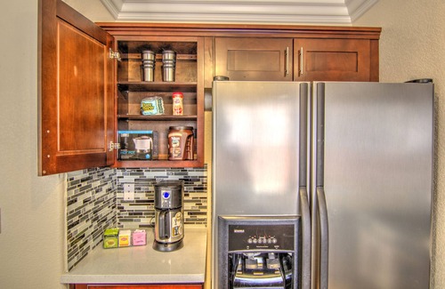 Enterprise House | Comfy, clean & quiet 3 bedroom house close to Strip, Airport & T-mobile arena