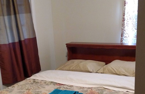 Harrisburg - Hershey Apartment | Comfy Compact Furnished Guest Room w Private Bath 10 minutes to Capitol