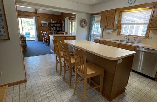 Brigands' Bay House | Comfy Cottage for the Perfect Hatteras Vacation!