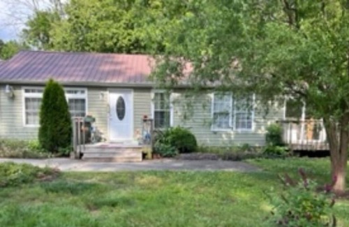 Lexington - Salisbury Cottage | Comfy Cottage