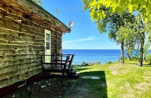 Brimley Cottage | Comfy Cottage W/Private Lakeshore Access and View