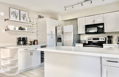 Gilbert House | Comfy & Cozy *Pet Friendly* Downtown Gilbert Home