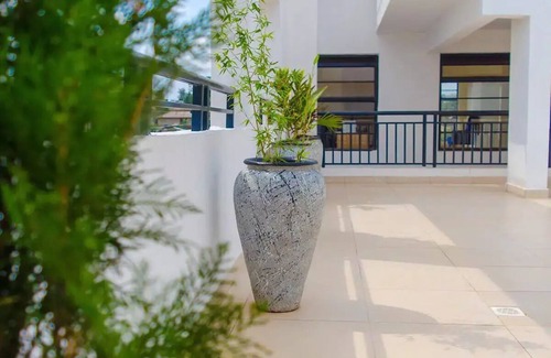 Nairobi Apartment | Comfy living at The Moon Apartments.R603nn