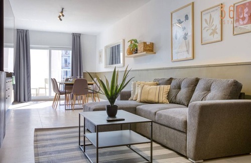 Pieta Apartment | Comfy living in central 2BR home with WIFI & AC