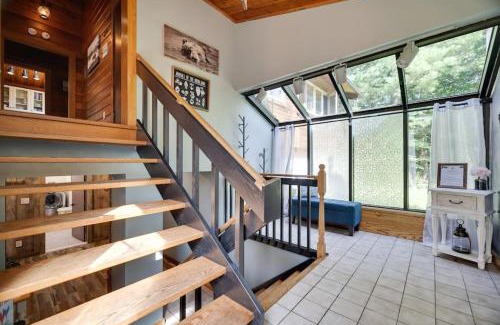 Tobyhanna House | Comfy Log Cabin Family & Pet Kind by State & Waterparks!