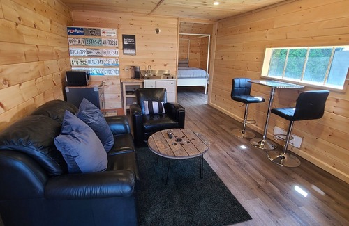 Aurora House | Comfy private and quiet retreat in the center of town.