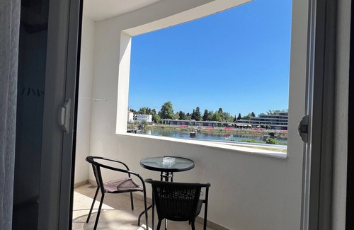 Ulcinj Condo | Comfy Room with balcony and view
