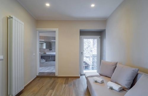 Vezzano Ligure Apartment | Comfy & Roomy Apt - View on the Ligurian Hills!
