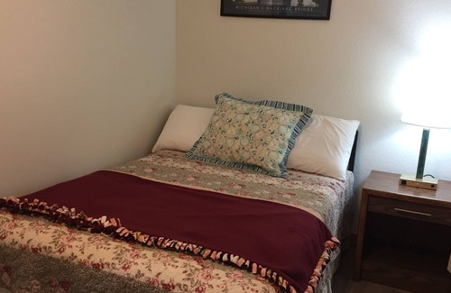 St Ignace House | Comfy Stay by Ferry in St. Ignace!