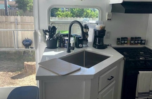 Central Escondido House | Comfy Stay in Private 2 Bedrooms Camper