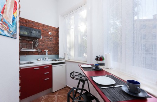 Split Apartment | Comfy studio for 2 persons in TOP location, close to the historic center