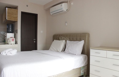 Cibaduyut Hotel | Comfy Studio Room at Mekarwangi Square Apartment Cibaduyut