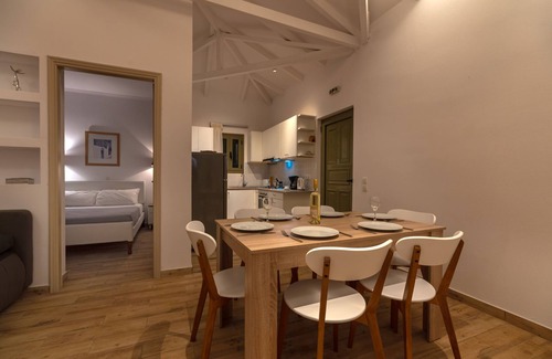Pylos-Nestoras House | Comfy three bedroom villa in the countryside