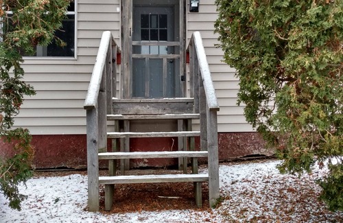 Nashwauk House | Comfy two bedroom home with washer & dryer!