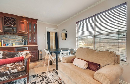 Wimbledon Falls Apartment | Community Pool Access: Studio in Tomball!