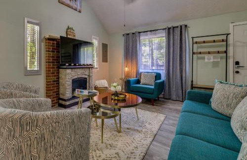 Tobyhanna House | Community Pool, Lake Access Tobyhanna Retreat!