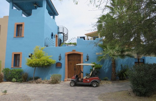 Nopolo Villa | Community Pool Out Back, 17th Hole Out Front, Beach 2 Blocks!