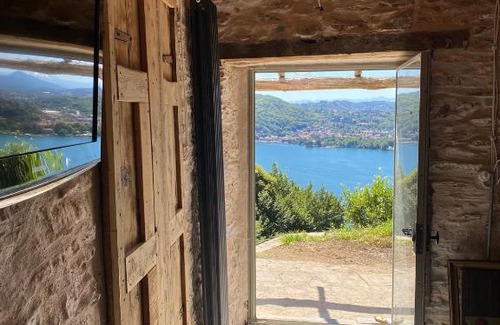 Blevio Villa | Como Lake astonishing view from Pool