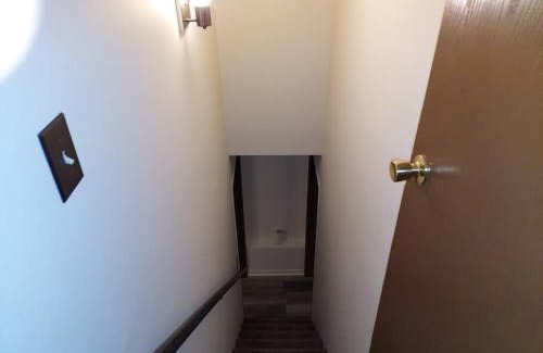 Columbia House | ~Como's Finest ~A Home Away From Home ~Sleeps 10 ~