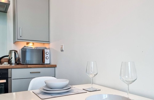 Offerton Apartment | Compact 1-Bed Apartment at Central Stockport