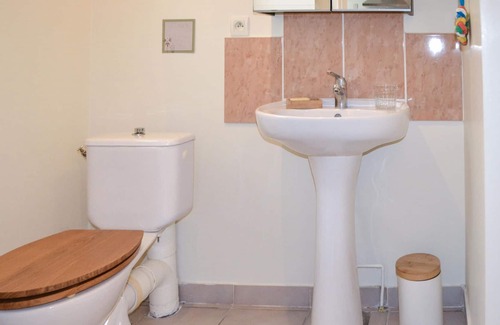 Salies-de-Bearn Apartment | Compact and lovingly furnished vacation apartment in Salies de Bearn.