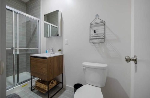 Middletown Apartment | Compact Studio Suite Couples or Solo Travelers