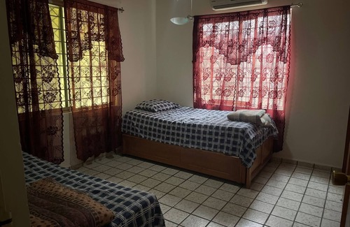 San Nicolas de los Garza House | COMPLETE HOUSE IN LAS PUENTES 12 SECTOR