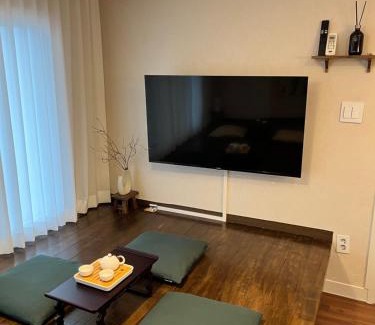 Yeonnam-dong Apartment | Complace Y