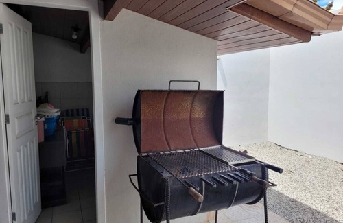 Daniela House | Complete house in Praia da Daniela less than 5 minutes walk from the sea