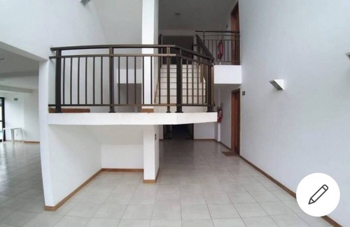 Stella Maris Apartment | Complete apartment, excellent location in Stella Maris!