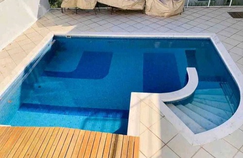 Arembepe House | COMPLETE HOUSE IN AREMBEPE
